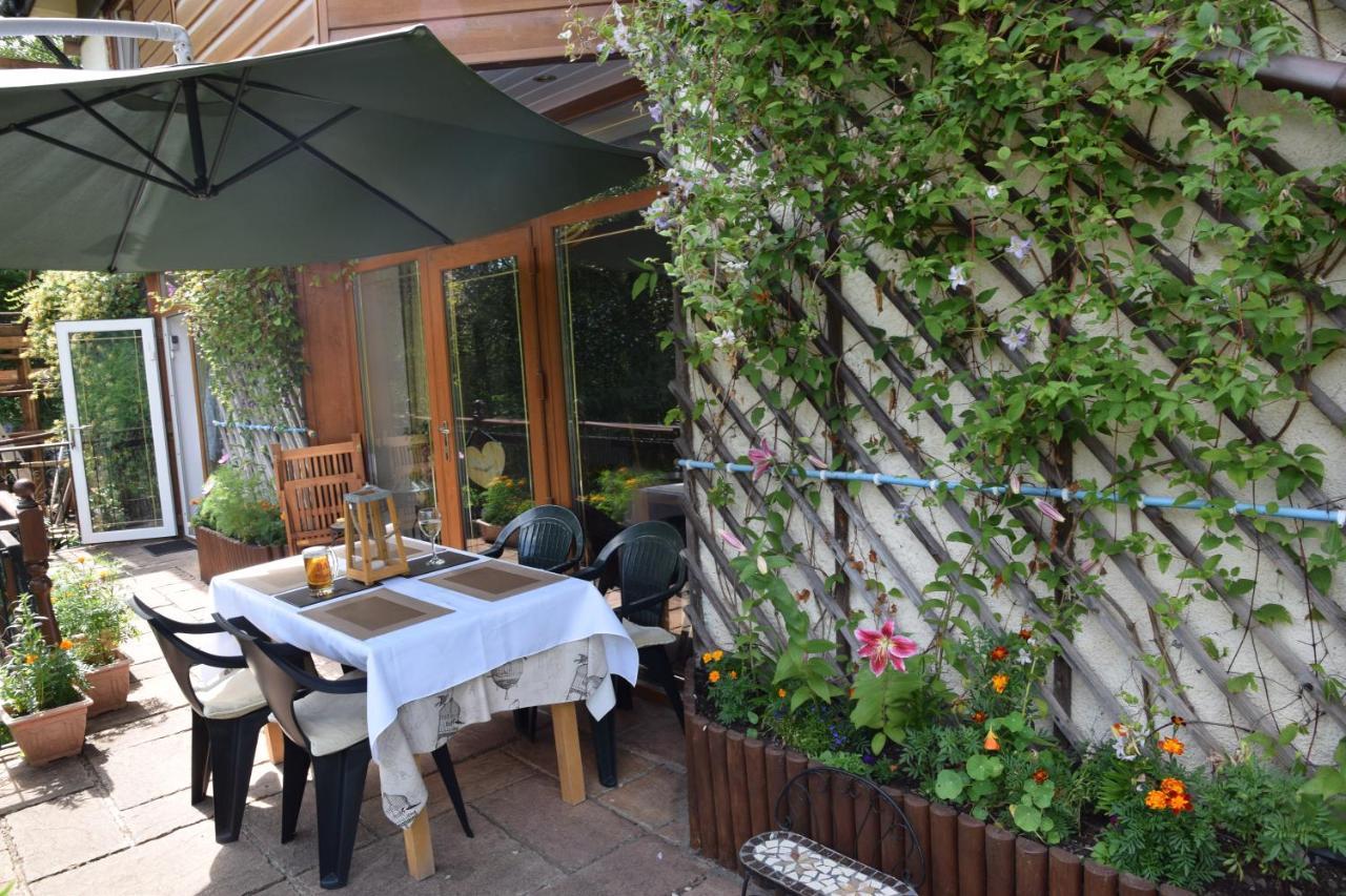 Cilbrwyn Bed & Breakfast Swansea Bagian luar foto
