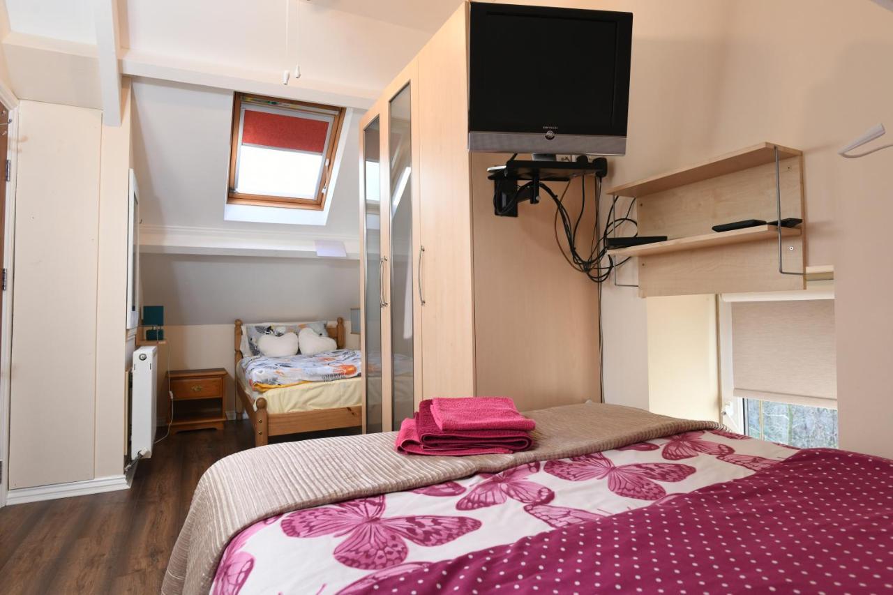 Cilbrwyn Bed & Breakfast Swansea Bagian luar foto